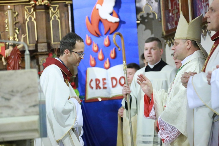 Bierzmowanie w Ciężkowicach