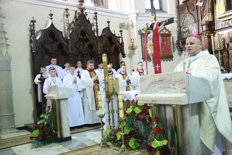 Bierzmowanie w Ciężkowicach