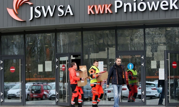Dalszy postęp akcji zależy od zapewnienia bezpieczeństwa ratownikom 