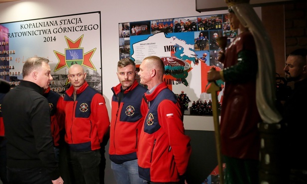 Pawłowice. Wybuch metanu w KWK 'Pniówek'. Trwa akcja ratownicza, w gminie żałoba do niedzieli