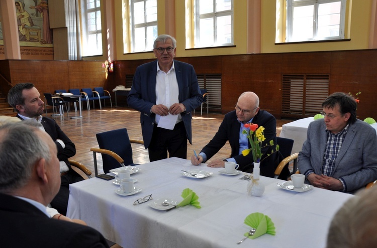 Złota krata w Branicach