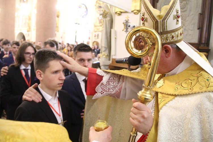 Limanowa. Bierzmowanie 2022