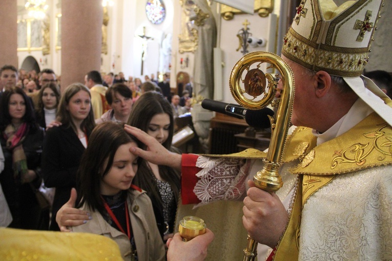 Limanowa. Bierzmowanie 2022