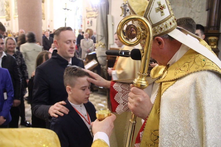 Limanowa. Bierzmowanie 2022