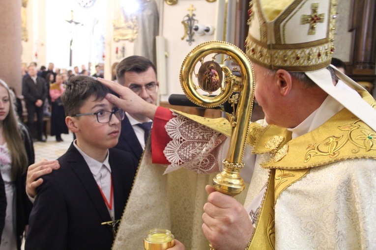 Limanowa. Bierzmowanie 2022