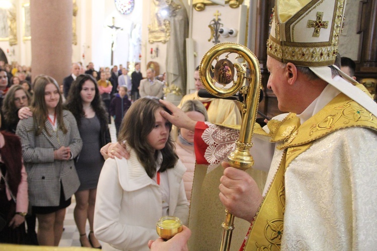 Limanowa. Bierzmowanie 2022