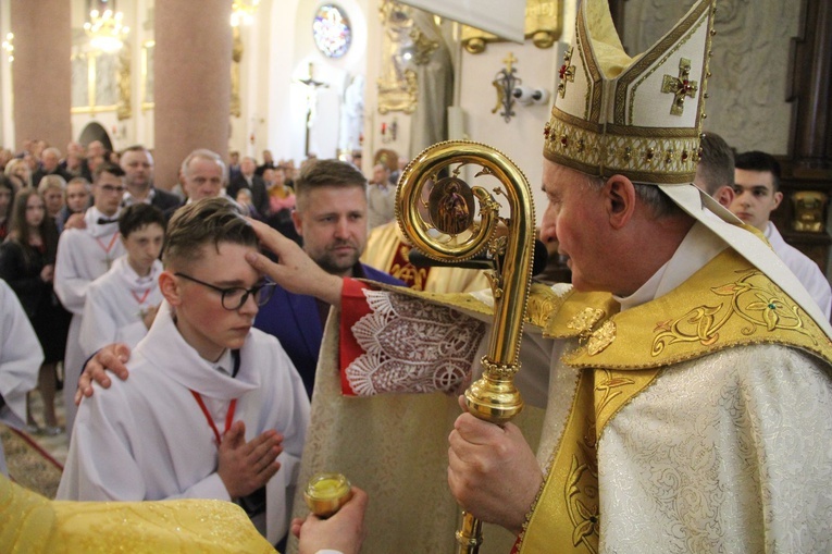 Limanowa. Bierzmowanie 2022