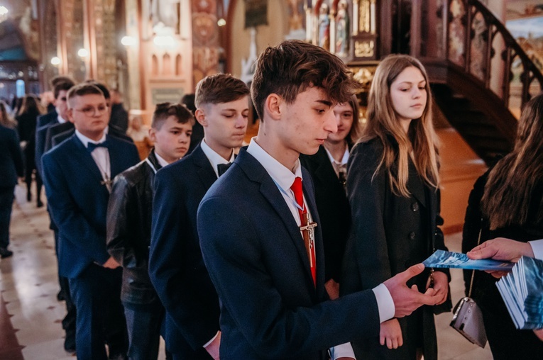 Otfinów. Bierzmowanie 2022