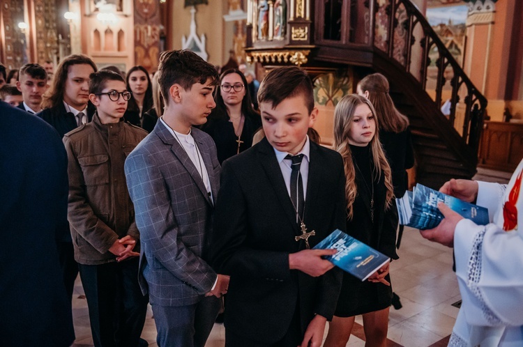 Otfinów. Bierzmowanie 2022
