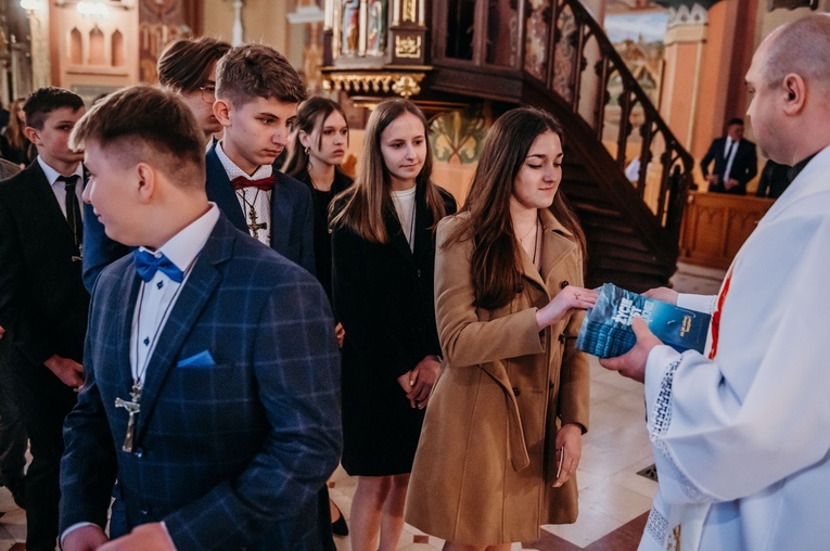 Otfinów. Bierzmowanie 2022