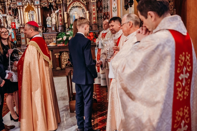 Otfinów. Bierzmowanie 2022