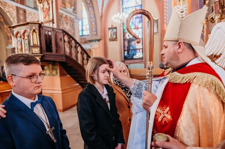 Otfinów. Bierzmowanie 2022