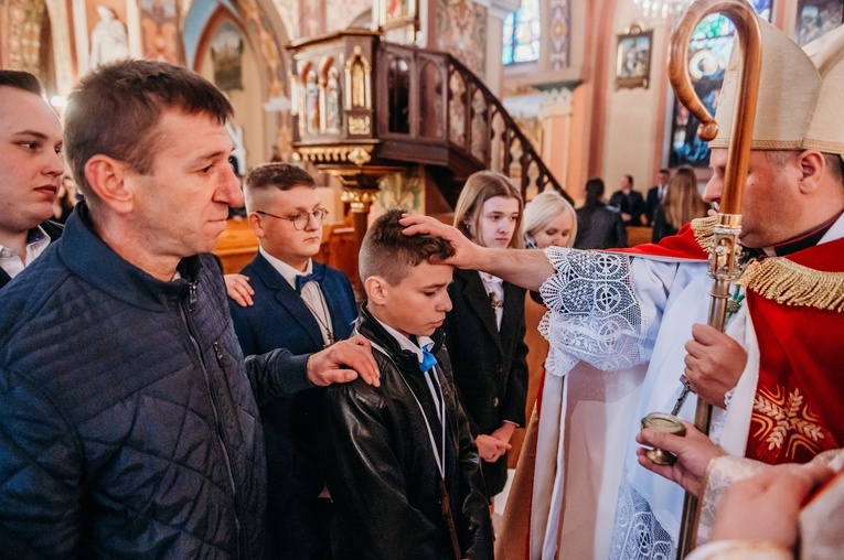 Otfinów. Bierzmowanie 2022