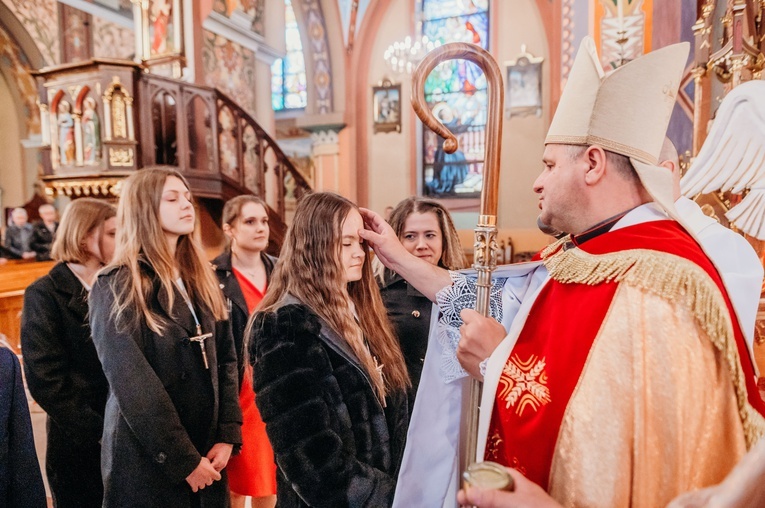 Otfinów. Bierzmowanie 2022