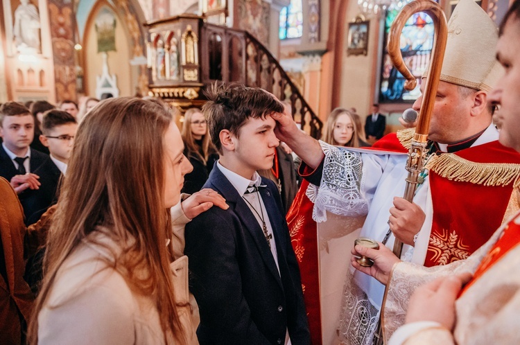 Otfinów. Bierzmowanie 2022