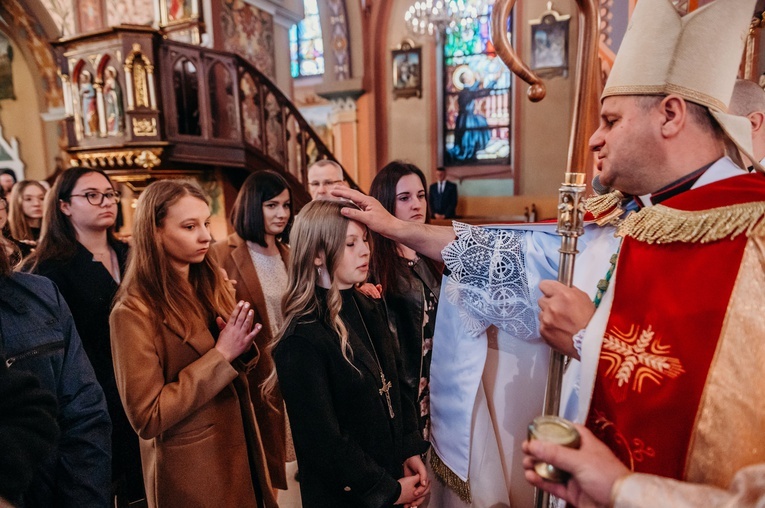 Otfinów. Bierzmowanie 2022