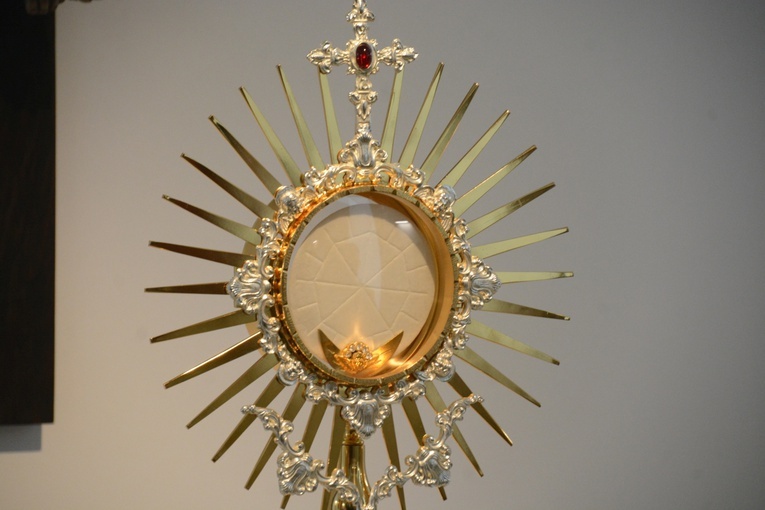 Rozpoczęcie wieczystej adoracji w Opolu