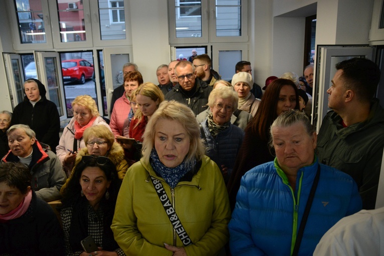 Rozpoczęcie wieczystej adoracji w Opolu