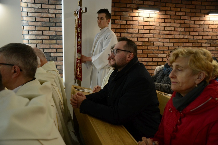 Rozpoczęcie wieczystej adoracji w Opolu