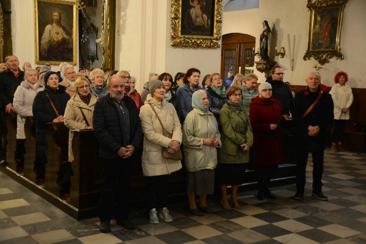 Rozpoczęcie wieczystej adoracji w Opolu