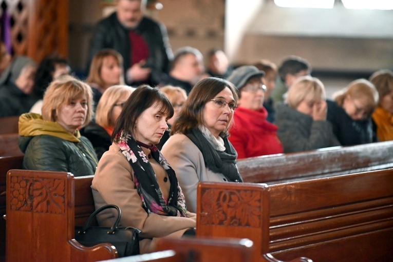 Pielgrzymka katechetów do sanktuarium św. Jacka w Legnicy