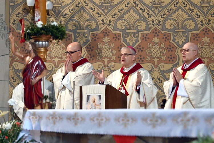 Pielgrzymka katechetów do sanktuarium św. Jacka w Legnicy