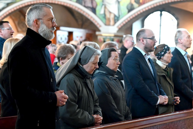 Pielgrzymka katechetów do sanktuarium św. Jacka w Legnicy