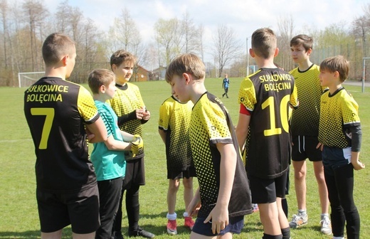 Piłkarski turniej o puchar dziekana andrychowskiego w Targanicach - 2022