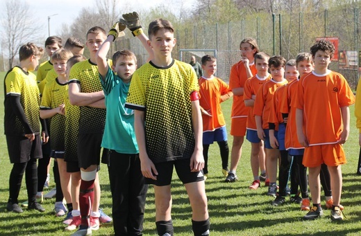 Piłkarski turniej o puchar dziekana andrychowskiego w Targanicach - 2022