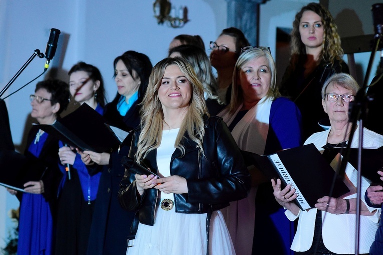 Nidzica. Koncert „Twoje Miłosierdzie”