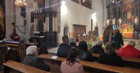 Matka z Warszawy w Jaworze