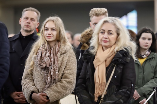 Kraków-Łagiewniki. Msza św. w Niedzielę Miłosierdzia Bożego