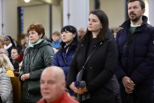 Kraków-Łagiewniki. Msza św. w Niedzielę Miłosierdzia Bożego