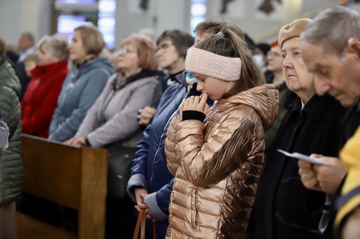 Kraków-Łagiewniki. Msza św. w Niedzielę Miłosierdzia Bożego