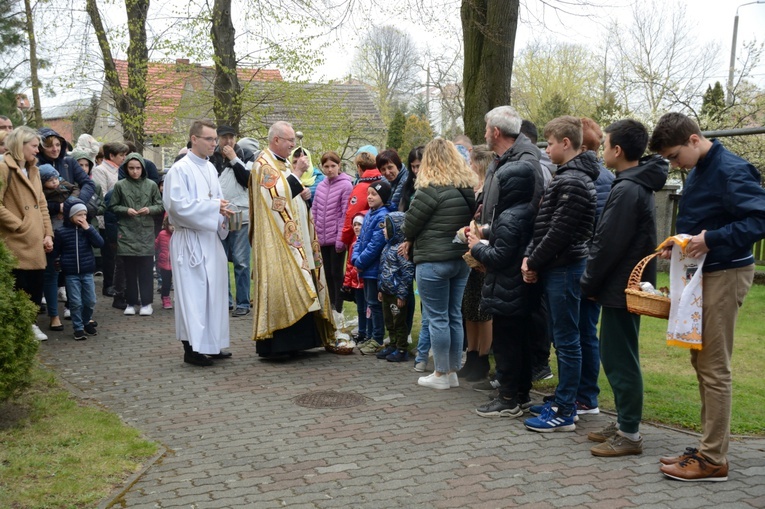 Wielkanocne nabożeństwo dla gości z Ukrainy w Dobrzeniu Wielkim