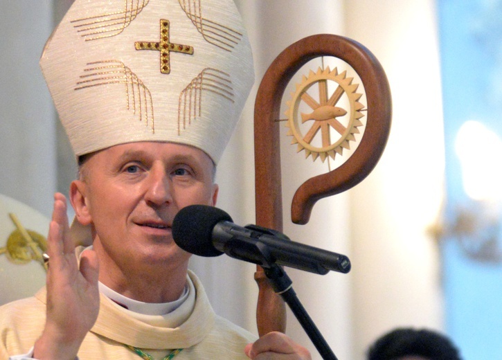 Pasterz Kościoła radomskiego, bp Marek Solarczyk.