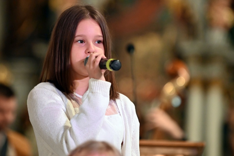 Ząbkowice Śl. Wyśpiewali Boże Miłosierdzie