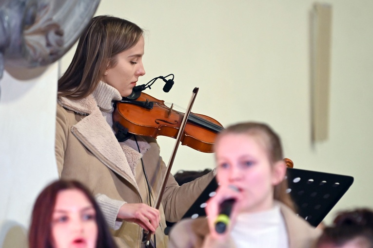 Ząbkowice Śl. Wyśpiewali Boże Miłosierdzie