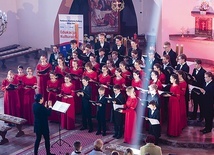 ▲	Młodzi chórzyści wyśpiewali pieśni wybitnych kompozytorów muzyki sakralnej.
