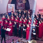 ▲	Młodzi chórzyści wyśpiewali pieśni wybitnych kompozytorów muzyki sakralnej.
