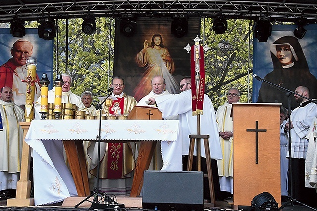 – Miłosierny Bóg jest w stanie ofiarować nam pokój, którego nikt nie może zniszczyć – mówił bp Rafał Markowski.