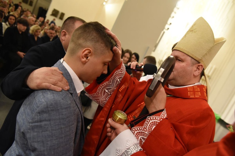 Bierzmowanie w parafii Ducha Św. w Mielcu