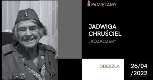 W Powstaniu Warszawskim Jadwiga Chruściel walczyła w stopniu strzelca.