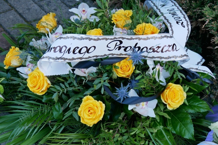 Pogrzeb ks. Kazimierza Synaka