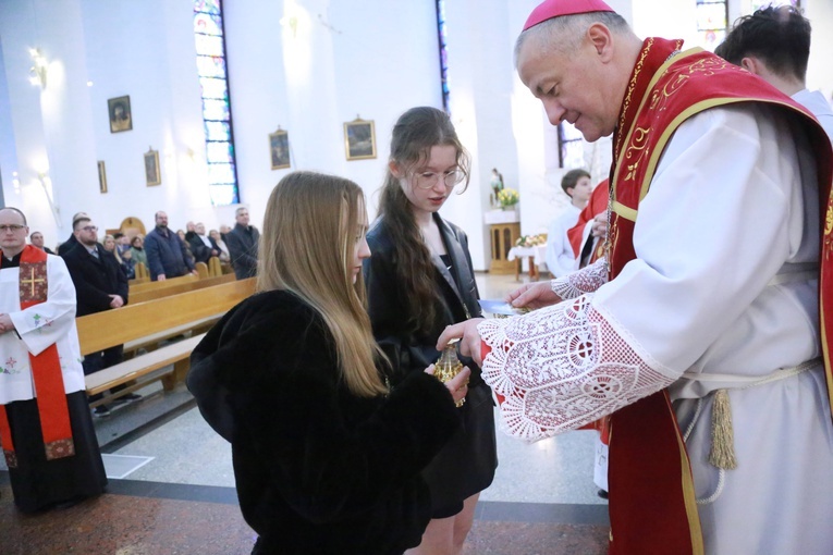 Bierzmowanie młodzieży od Karoliny