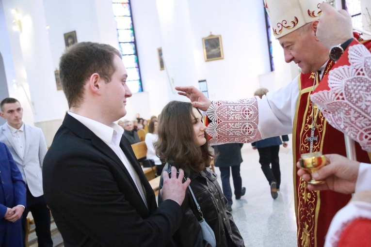 Bierzmowanie młodzieży od Karoliny