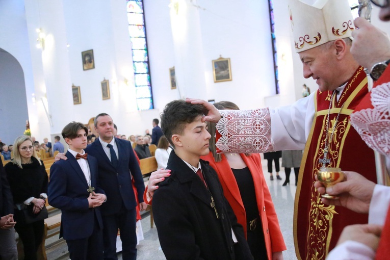 Bierzmowanie młodzieży od Karoliny