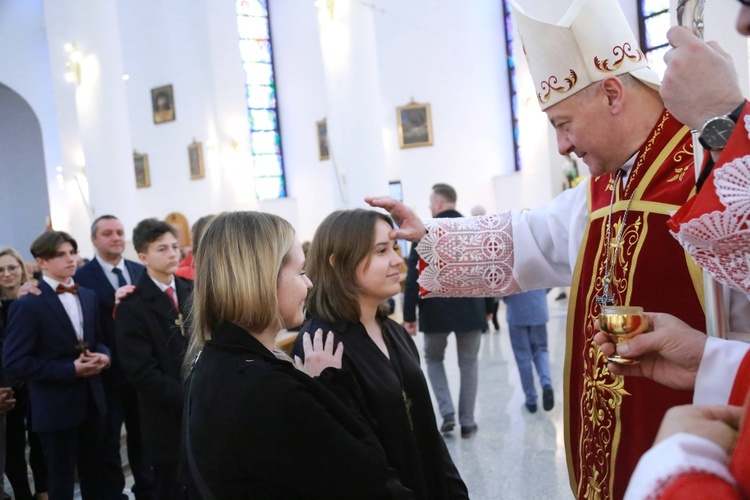 Bierzmowanie młodzieży od Karoliny