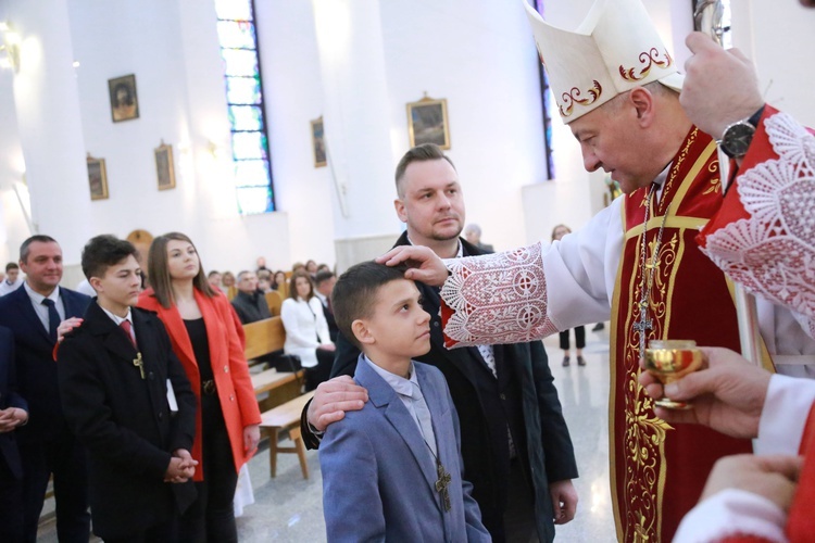 Bierzmowanie młodzieży od Karoliny