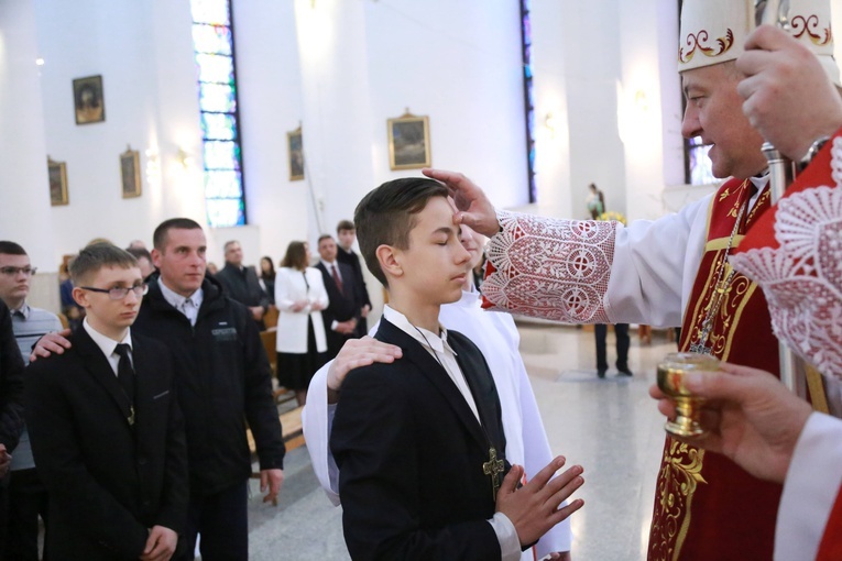 Bierzmowanie młodzieży od Karoliny